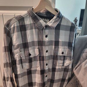 Gray plaid long sleeve shirt